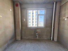 书香世家 电梯 洋房123平 带大露台 2卫