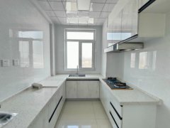 CF成山御苑八期116平精装修三室99.8万