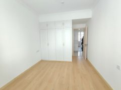 CF成山御苑八期116平精装修三室99.8万