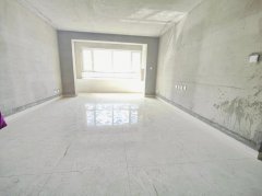 CF南荣小区电梯15层125平三室