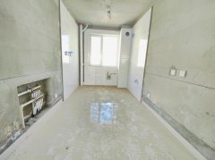 CF南荣小区电梯15层125平三室