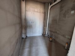 华悦新城2楼98平 3卧室 边户 仅售28.8万 s