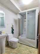 步行街附近双桥小区3楼141平三室两卫送地下室可拎包入住