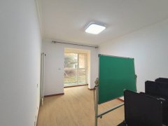 石核馨园一楼145平三室两卫简装元宝户型59.8万诚心出售