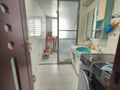 成山奥苑框架1楼128平 仅63.8万精装 3阳卧 卫带窗 