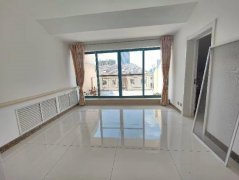 降！现代精装婚房未住 三环德盛嘉园5楼94 带阁楼 有露台