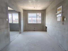 爱家花园4楼带阁楼 上下255平带地下室 南向客厅 证件齐全