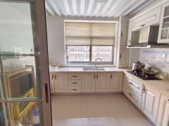 市中心 三环南区2楼 可做3居室 拎包入住带地下室 价格可谈