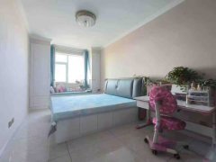 富润苑12楼129.76平三室两卫一储物间精装拎包入住诚心出