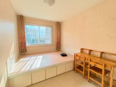 成山奥苑一楼91平三室精装带地下室49.8万诚心出售