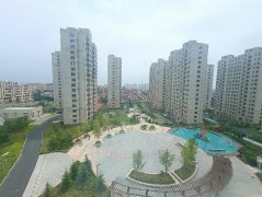 二小二中高阳小区电梯8楼边户81平两室毛坯