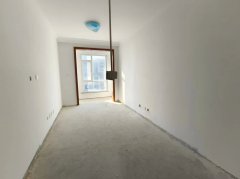 品质小区清华园好位置13楼三室两厅两卫带地下室带车库支持贷款