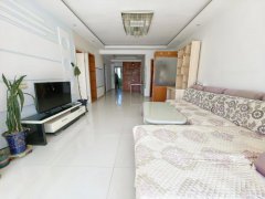 捡41.8万！成山奥苑3楼 92平3卧南厅 卫有窗 精装 s