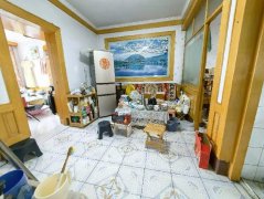 18.8万 城西山庄3楼 64平 3室 证全 楼下停车方便 18.8万 城西山庄3楼 64平 3室 证全 楼下停车方便