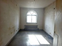 蜊江书包房 姜家小区5楼不是顶 毛坯 2室2厅 证件齐全