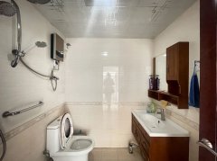 时代广框架 3楼 96平 2卧室 精装 保持好 39.8万