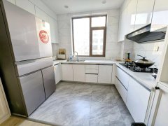 水岸名邸 电梯120平 送下跃 带精装 带院 带阳光房