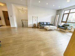 水岸名邸 电梯120平 送下跃 带精装 带院 带阳光房