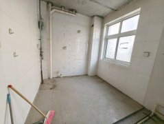 三环嘉苑框架1楼82平两室可改三室毛坯带车库