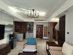 书香世家五楼带阁楼四室两卫中式豪装送阳光房车库79.8万出售