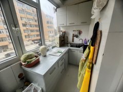 世纪小区二楼，98平，三居室，南客厅，带地下室，