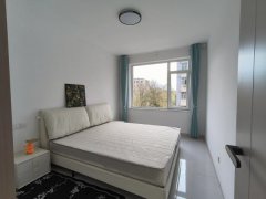 冠岭西区二楼81平三室现代品牌精装带地下室41.8万诚心出售