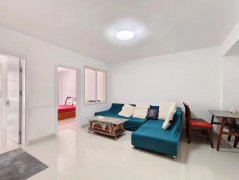 哥尔电子附近 华悦新城北区1楼三室一厅 家具家电齐全拎包入住