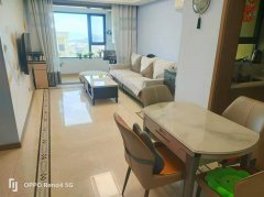 中梁御景苑28楼80平64.8万