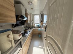 自在香滨一期11楼65平1室精装35.8万