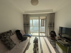 自在香滨一期11楼65平1室精装35.8万