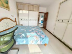 捡漏35万！华悦新城5加阁161平 5室2卫 客厅大窗 精装