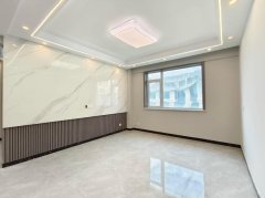 降！书香世家5楼带阁楼147平 送露台！精装未住 证全