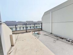 婚房精装未住 书香世家平地起5楼带阁楼 上下147平四室两卫