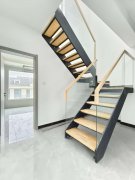 婚房精装未住 书香世家平地起5楼带阁楼 上下147平四室两卫