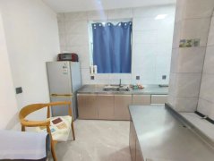 金悦华府前排电梯19楼 三室两卫两部空调精装修带露台拎包入住