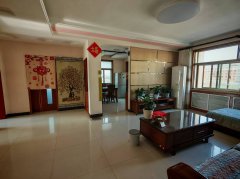 三环南区半框4楼116平三室精装带27平车库