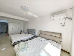 万隆国际南向公寓25楼一室一厅精装全款