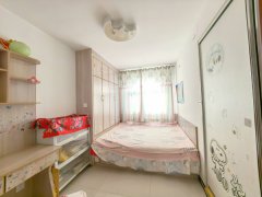 华悦新城北区顶楼带阁楼精装4室送露台有地下室