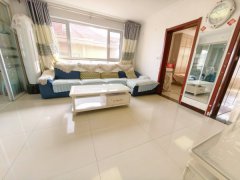 华悦新城北区顶楼带阁楼精装4室送露台有地下室