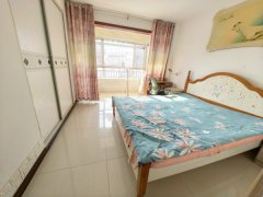 华悦新城北区顶楼带阁楼精装4室送露台有地下室