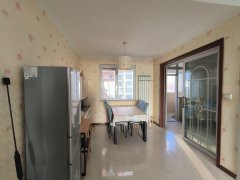 石核馨园电梯六楼145.46平三室两卫精装带地下室79.8万