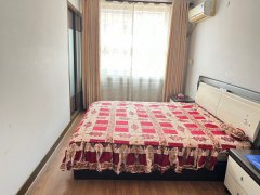 虹桥南区，四楼，128平，三室两厅两卫带地下室，车库