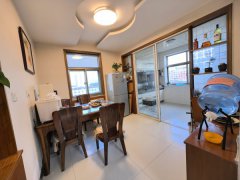 CF三环南区四楼共五楼116平带车库三室精装修仅须53.8万