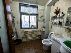 CF三环南区四楼共五楼116平带车库三室精装修仅须53.8万