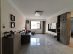 CF三环南区四楼共五楼110平带地下室三室精装修49.8万