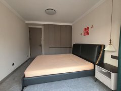 CF三环南区四楼共五楼110平带地下室三室精装修49.8万