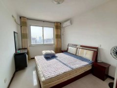 成山奥苑5楼带阁楼边户上下170平带地下室五室两卫 支持贷款