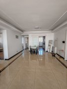 自在香槟高楼层看景效果好，170平精装