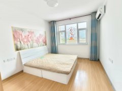 北大街岗西小区南排一楼带大平台125平三室两厅支持贷款采光好