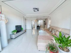 荣盛小区南区4楼边户125平三室两厅精装修送地下室可贷款